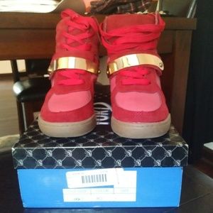 Red lace up sneaker wedge
